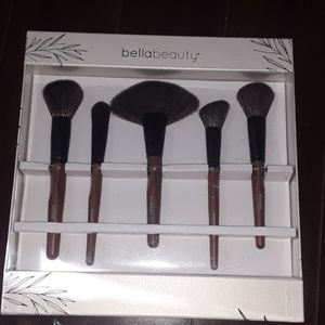 Bella Beauty Makeup Brushes, cruelty free